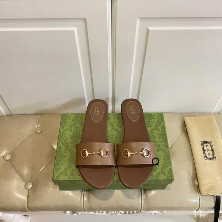 Picture of Gucci Slippers _SKUGuccisz35-40SY05021919
